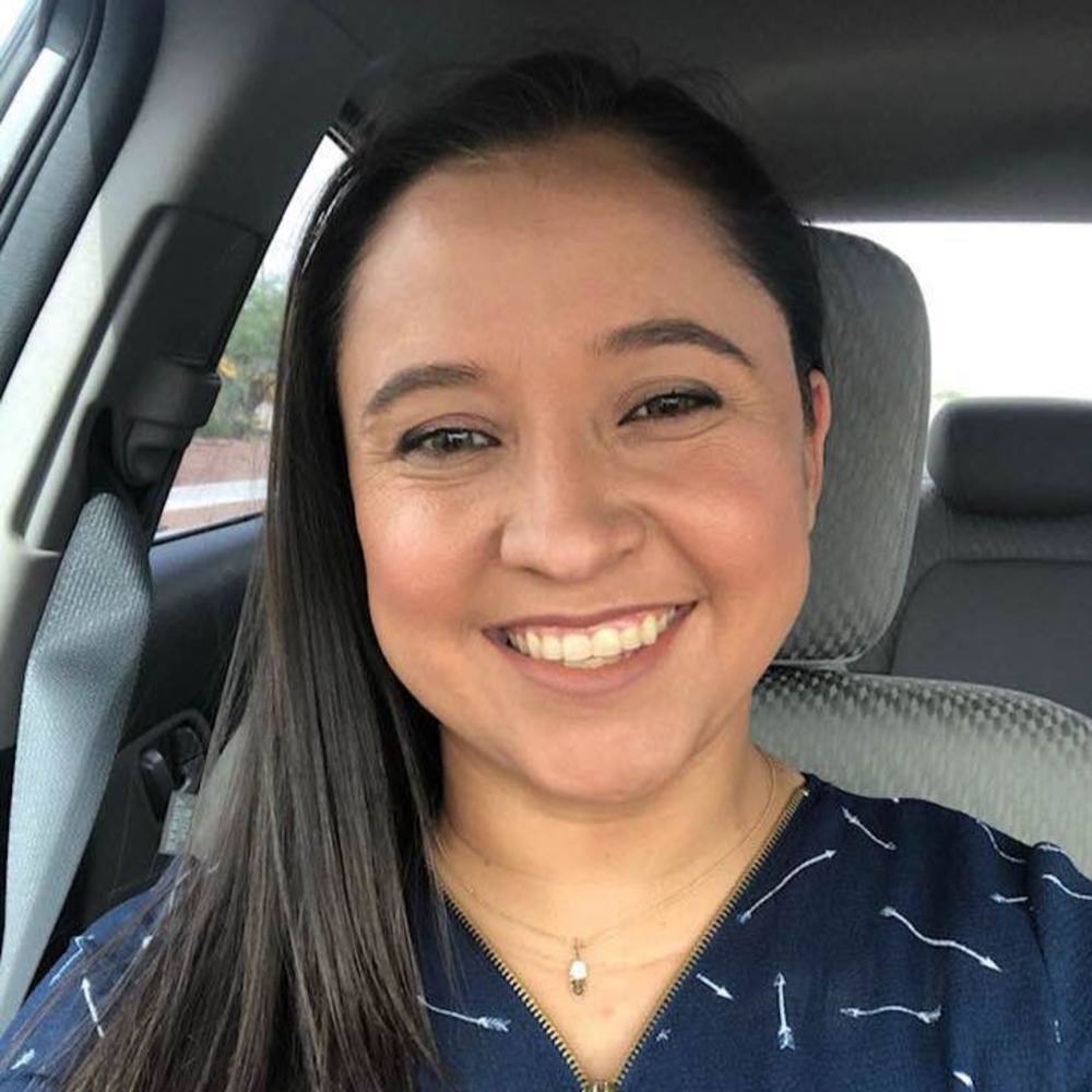 Meet your Posher, Gloria